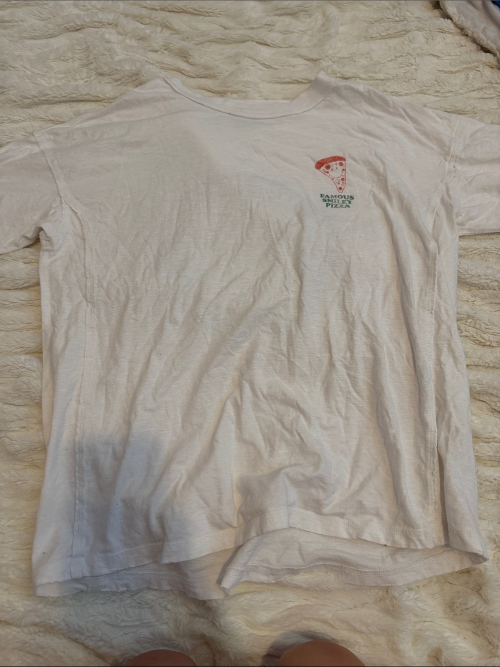 Aerie women’s smiley pizza t shirt oversized. Size xs.